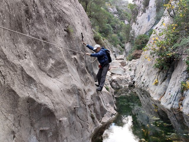 Passage plus ludique que technique pour franchir un bassin