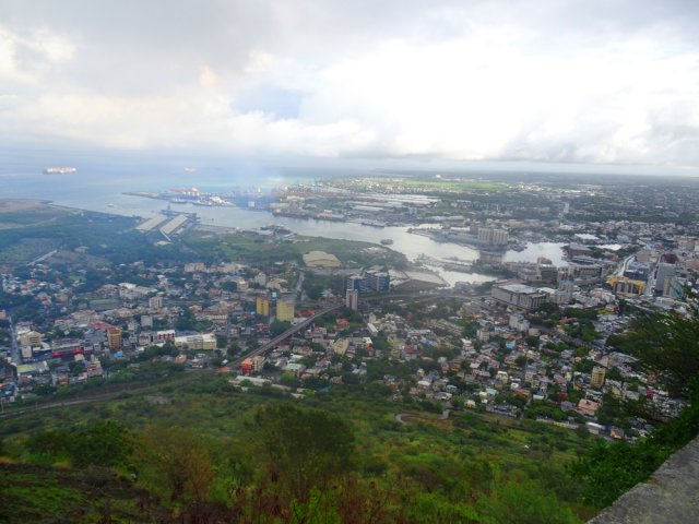 Vue générale du port