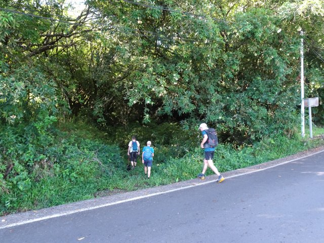 Débuter par le talweg à 30 m du pont