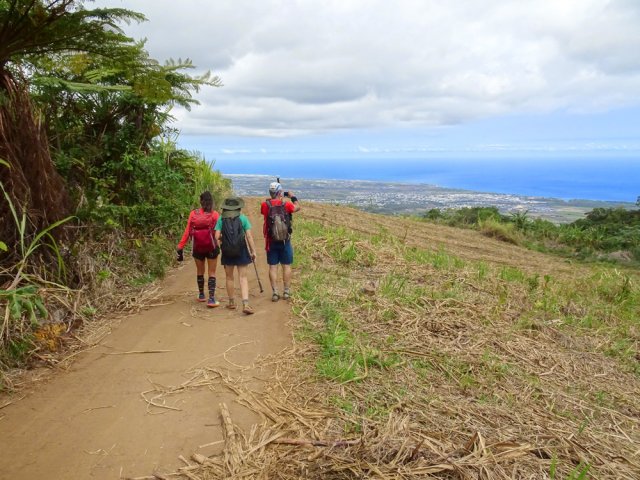 La petite route de la Pièce Jeanne offre de beaux panoramas
