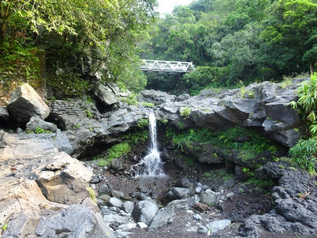 Un peu d'eau provenant du Bassin à Jules